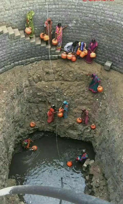 L'eau est précieuse: Pensez deux fois avant de la gaspiller..