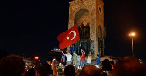 Début du plus grand procès en date lié à la tentative de coup d'état en Turquie