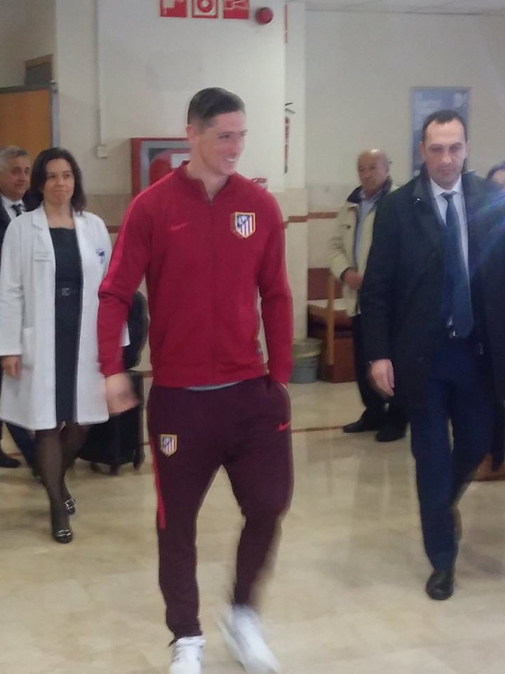 Fernando Torres sort de l’hôpital après son choc spectaculaire