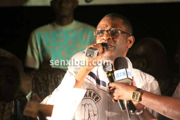 PHOTOS - Inauguration du siège Fekkee Ma ci Boolé:  Youssou Ndour enfile un manteau de politique