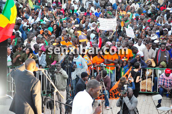 PHOTOS-PHOTOS Manifestations Du M23 Contre La Candidature De Wade à Guédiawaye - CHEIKH TIDIANE GADIO: " Après le coup d'état de la Constitution, Wade veut passer le coup d'état électoral"