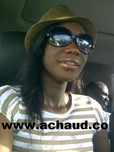 La jet -setteuse Gabonaise ,Aby Gabon de la Villalys en mode piercing.