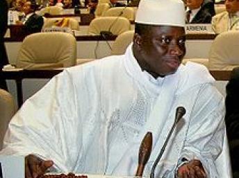 Situation Instable En Gambie: Yayah Jammeh Quitte Son Palais Pour Kanilai