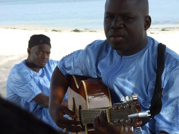 Le groupe Pape et Cheikh: Le clash!