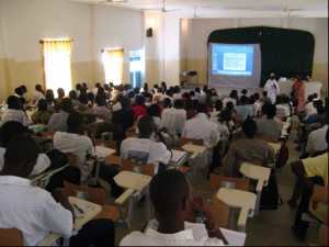 INFRASTRUCTURES:  Ouverture d'une deuxième université publique à Dakar, en octobre 2016