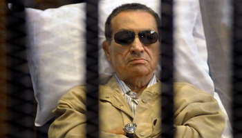 EGYPTE: l'ancien PR Hosni Moubarak condamné à trois ans de prison pour corruption