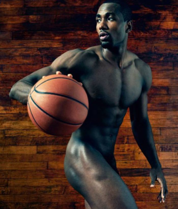 (23 photos): Quand des sportifs s’offrent un shooting en toute nudité Regardez !