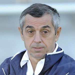 Alain Giresse : " Le groupe sera au complet dans la soirée "