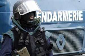 SECURITE : La gendarmerie de Louga a saisi des armes à feu et armes blanches