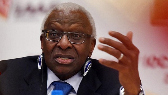 Soupçons de corruption : Lamine Diack encore visé