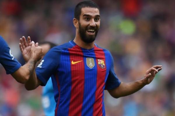 Transfert: Ardo Turan de Barcelone convoité par deux clubs chinois