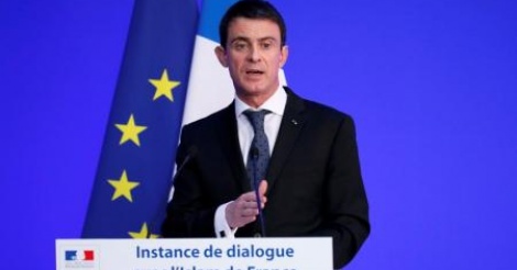 Valls présente son programme contre la "purge" de Fillon