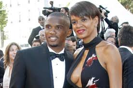 Photos: Samuel Eto en galante compagnie avec sa femme dans une tenue « hot »