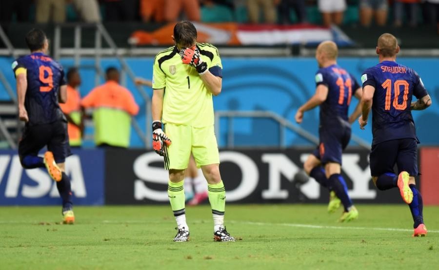 Après la déroute de l'Espagne face à la Hollande: Iker Casillas demande "pardon"