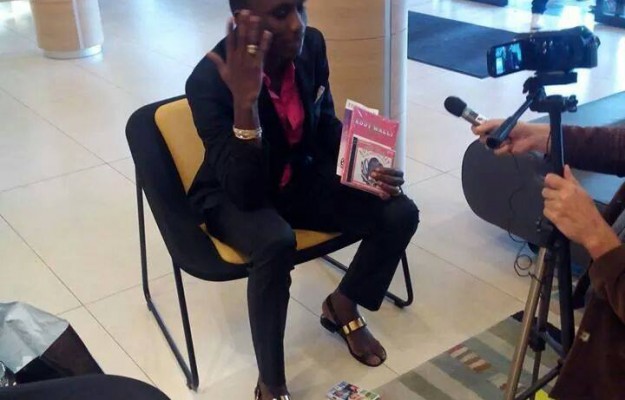 Arrêt sur image: Waly Seck et ses chaussures bizarres