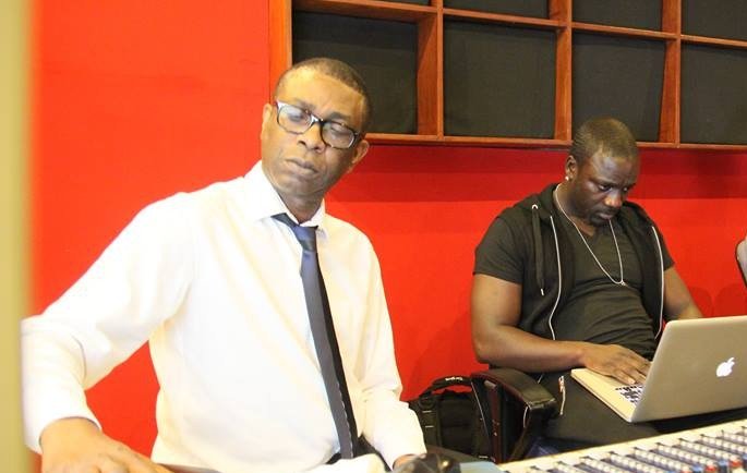 (3) Photos: Youssou Ndour et Akon en studio. Regardez