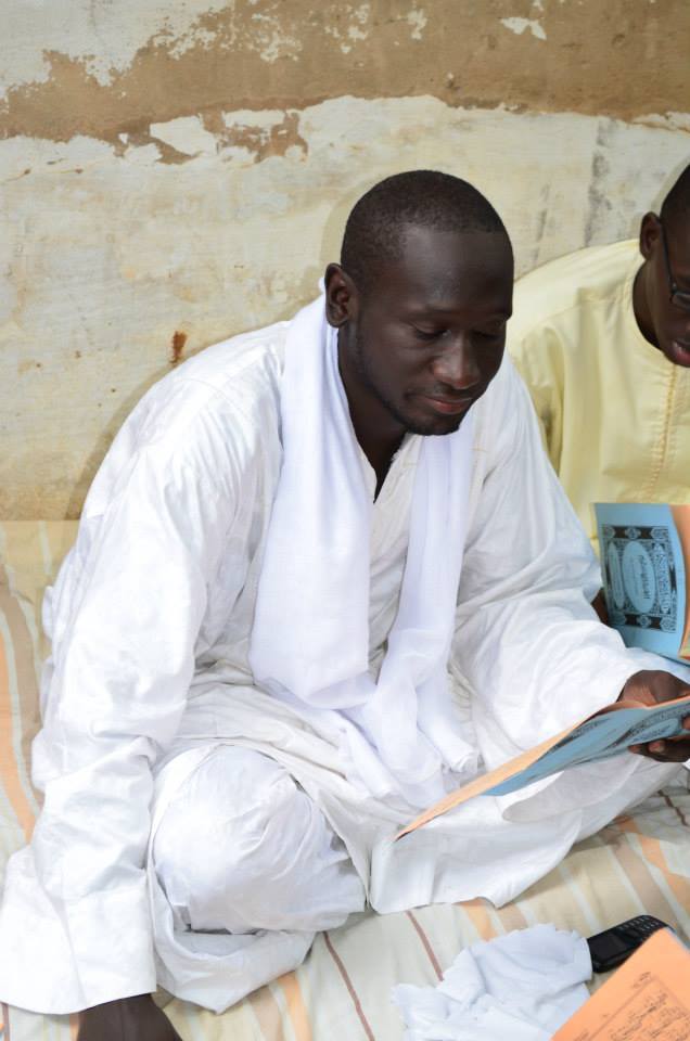 Brigade de la Gendarmerie de Touba: ​Serigne Assane Mbacké conduit par sa mère, valise à la main