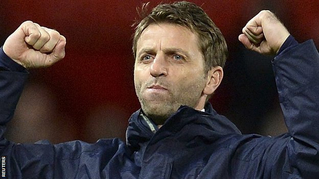 Tim Sherwood, coach d'Aston Villa: "Gana Guèye a le profil idéal pour s'imposer en Premier League"