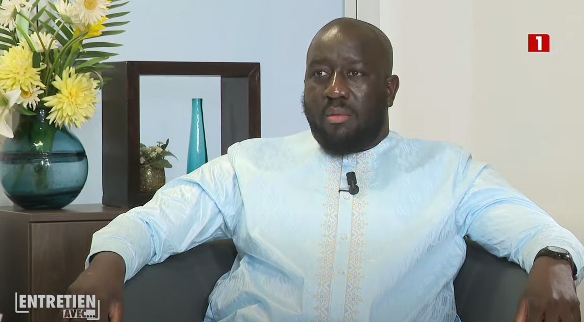 Alioune Sall: « La Poste emploie 3500 agents pour une entreprise qui devait fonctionner avec maximum 2000 agents »