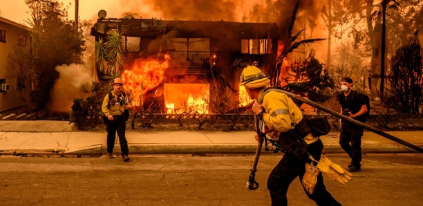 Incendies à Los Angeles: au moins 24 morts, des vents violents menacent