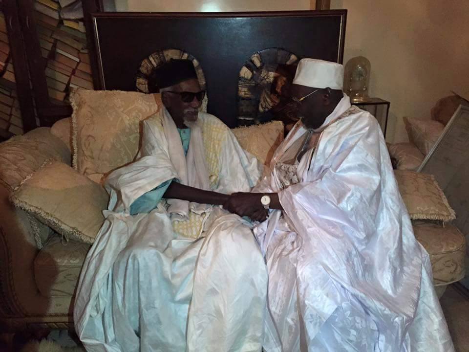 Photos: Serigne Abdoul Aziz Sy Al Amine a présenté ses condoléances au khalife des Mourides