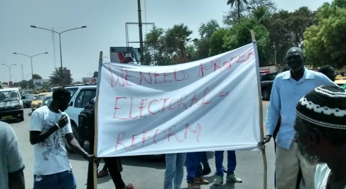 Manifestation de l'opposition et des jeunes dans la rue: Un air de printemps en Gambie