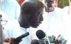 [ Video ] Tabaski 2011 à Thies : Idrissa Seck commente le sermon de l’imam Ndiour et revient sur Karim Wade et les fonds politiques