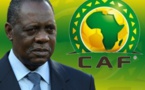 CAN-2015 : Issa Hayatou  » Le report de cette compétition aurait porté « un coup mortel » au football africain ».