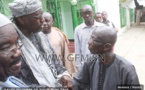 Photo: Feu Doudou Ndiaye Rose avec Abdoulaye Makhtar Diop hier à la levée du corps du vieux Sing Sing Faye