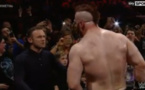 Incroyable: Wayne Rooney gifle un catcheur de la WWE (vidéo)